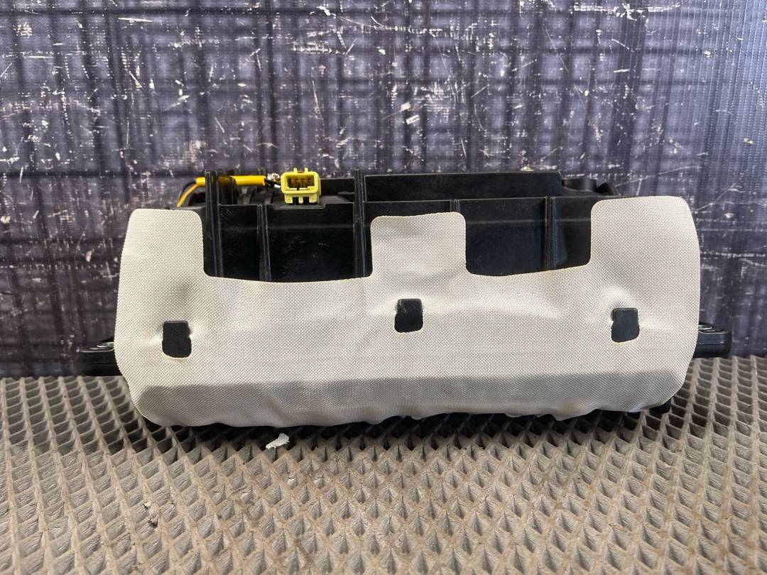 Подушка безопасности, 3460 рублей, Красноярск