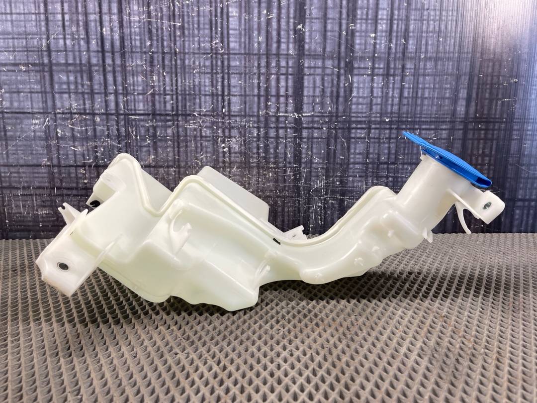 Бачок омывателя, 3370 рублей, Красноярск