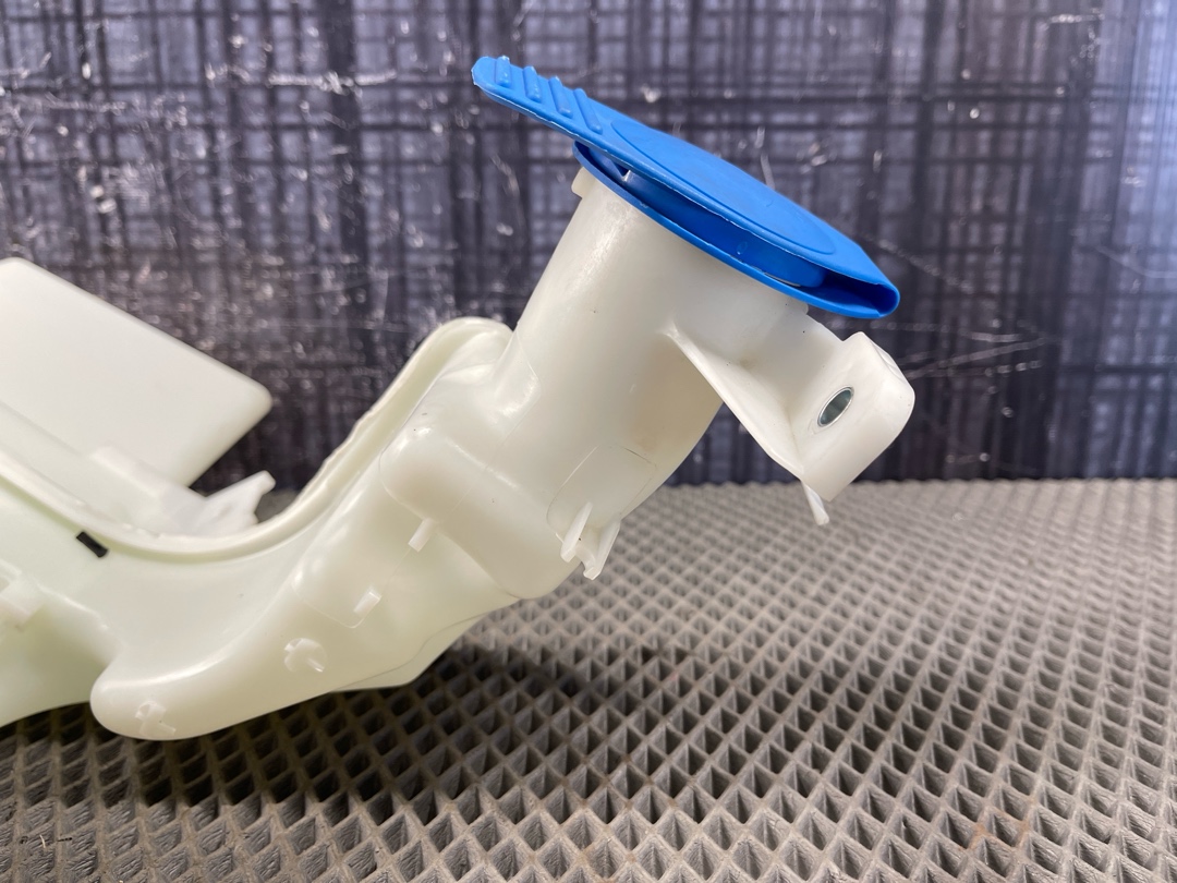 Бачок омывателя, 3370 рублей, Красноярск