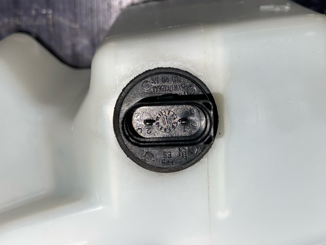 Бачок омывателя, 3370 рублей, Красноярск