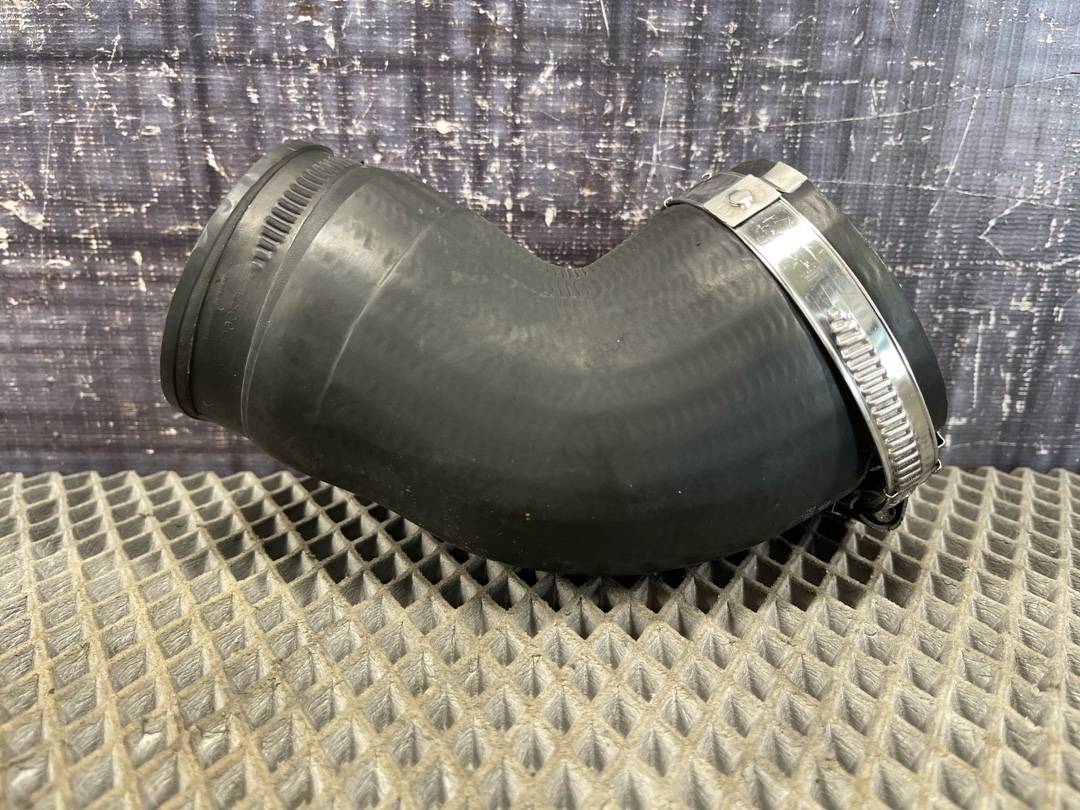 Патрубок интеркуллера, 1120 рублей, Красноярск