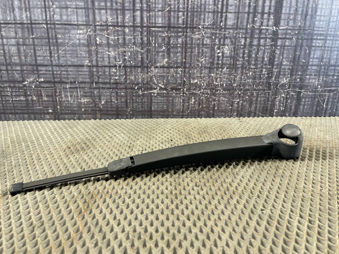 Дворник, 1720 рублей, Красноярск