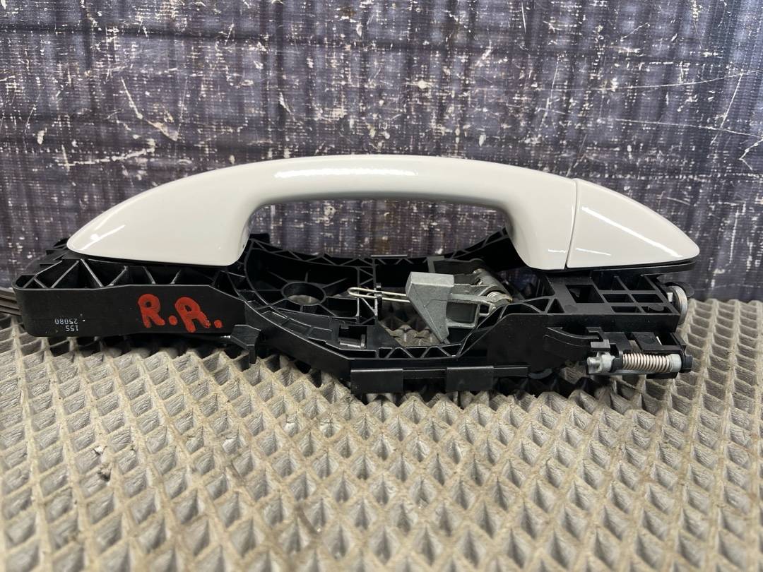 Ручка двери внешняя, 2960 рублей, Красноярск