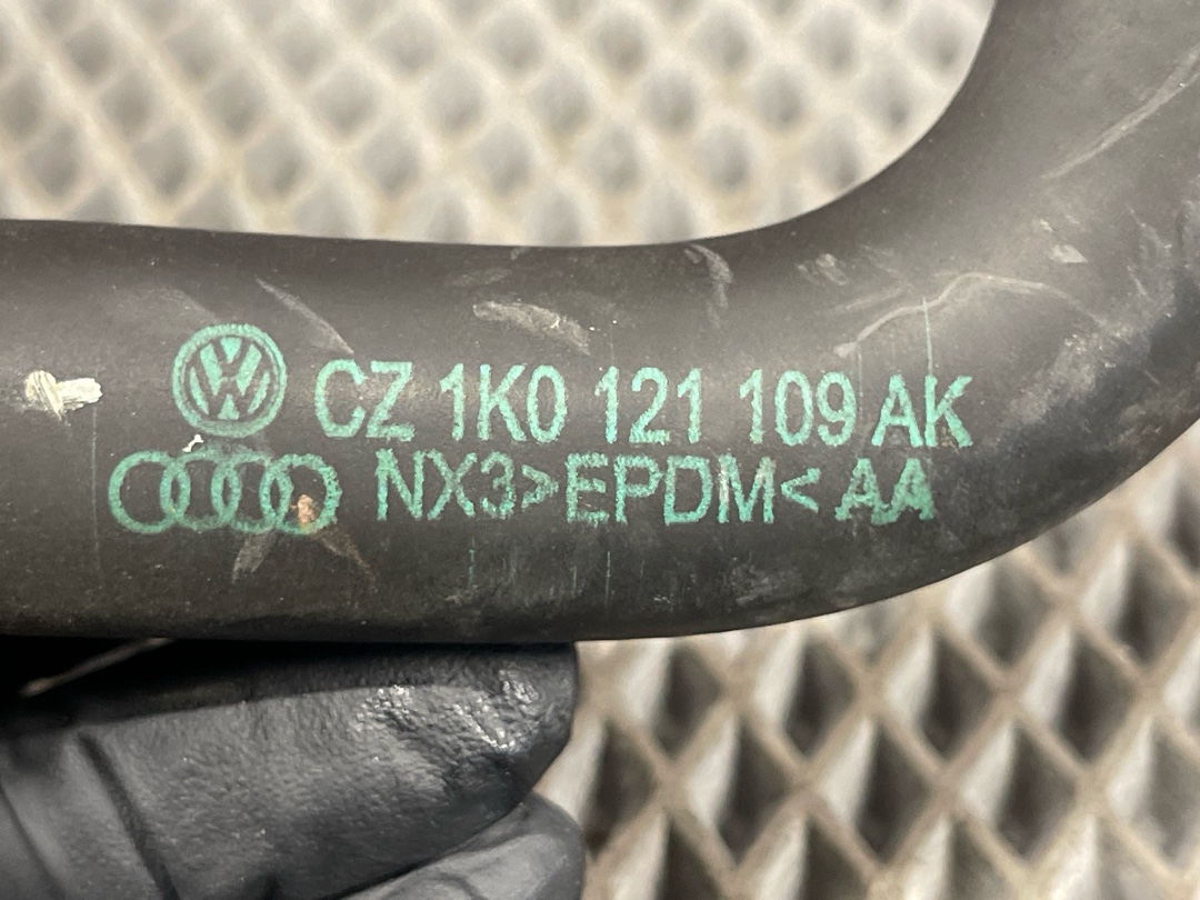 Шланг системы охлаждения, 840 рублей, Красноярск