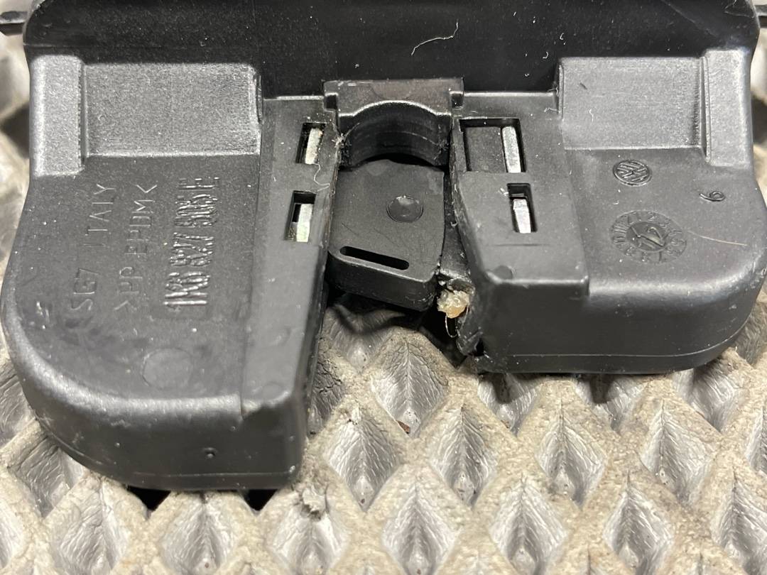 Замок крышки багажника, 3220 рублей, Красноярск