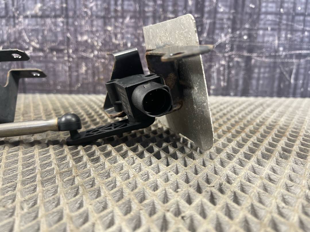 Датчик уровня подвески, 3070 рублей, Красноярск