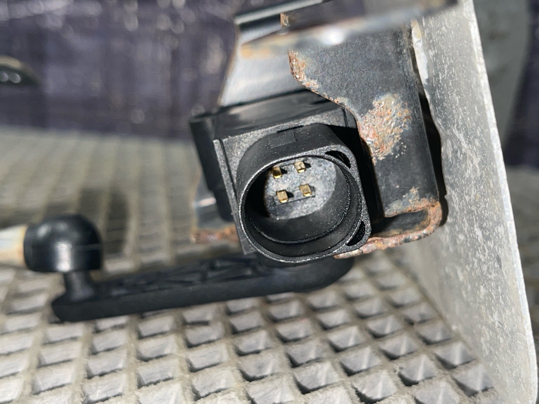 Датчик уровня подвески, 3070 рублей, Красноярск