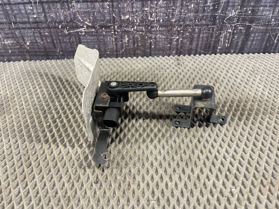 Датчик уровня подвески, 3070 рублей, Красноярск