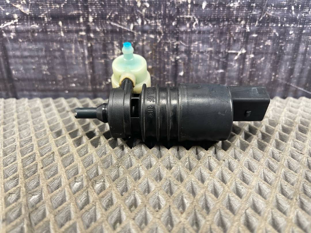 Мотор бачка стеклоомывателя, 980 рублей, Красноярск