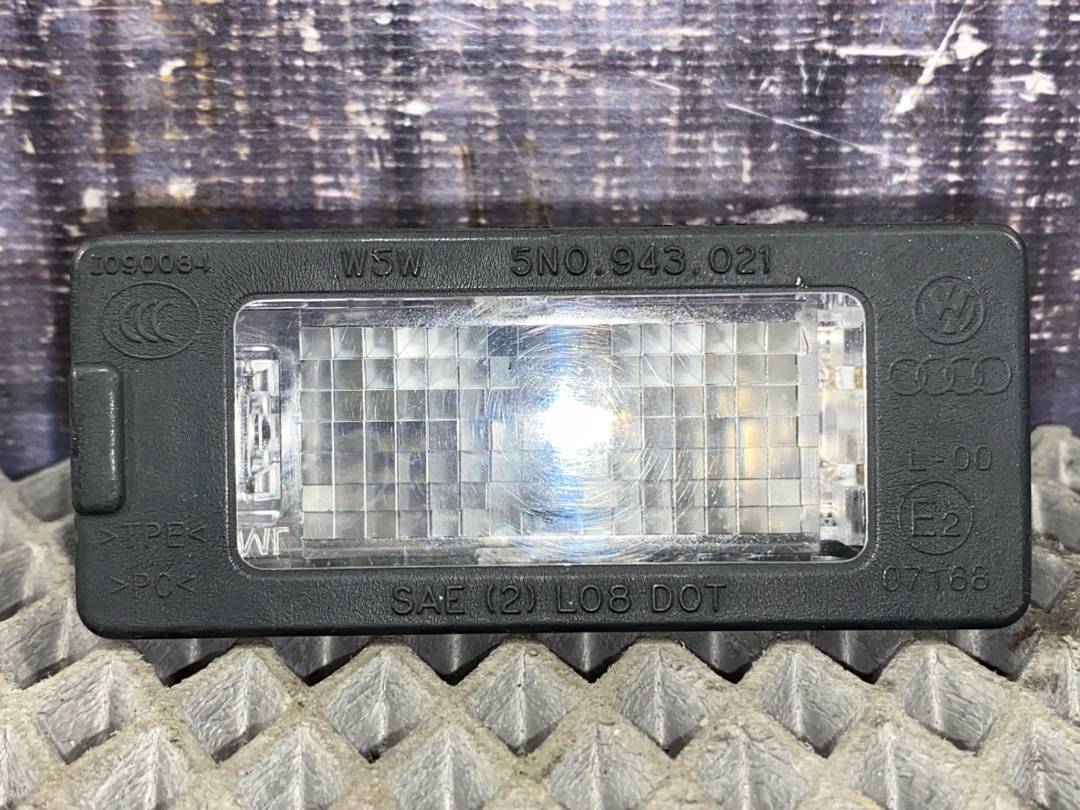 Плафон подсветки номера, 630 рублей, Красноярск