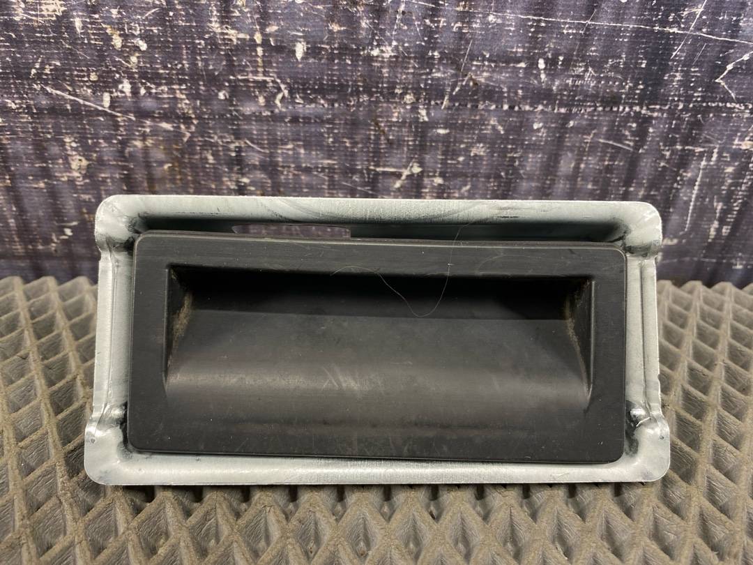 Кнопка открывания багажника, 1820 рублей, Красноярск