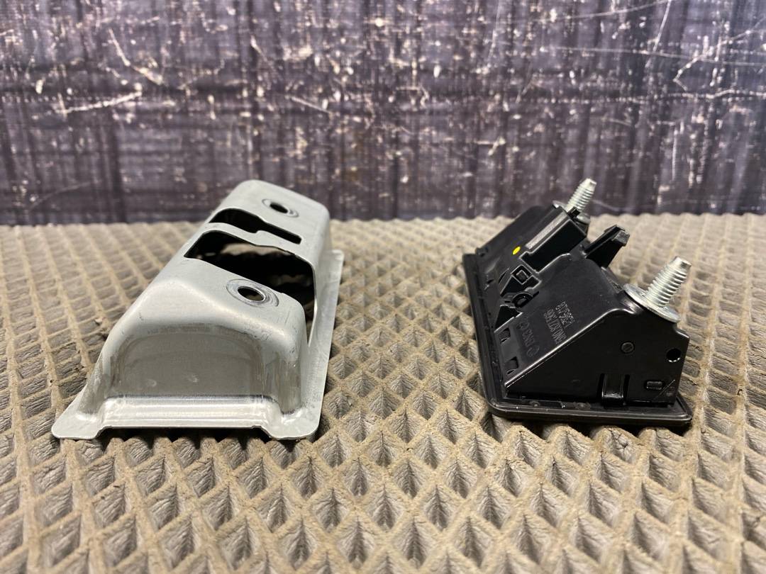 Кнопка открывания багажника, 1820 рублей, Красноярск