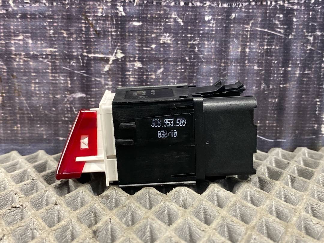 Кнопка аварийной остановки, 720 рублей, Красноярск