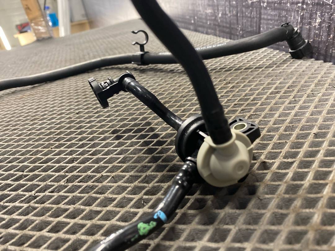 Клапан вентиляции топливного бака, 3730 рублей, Красноярск