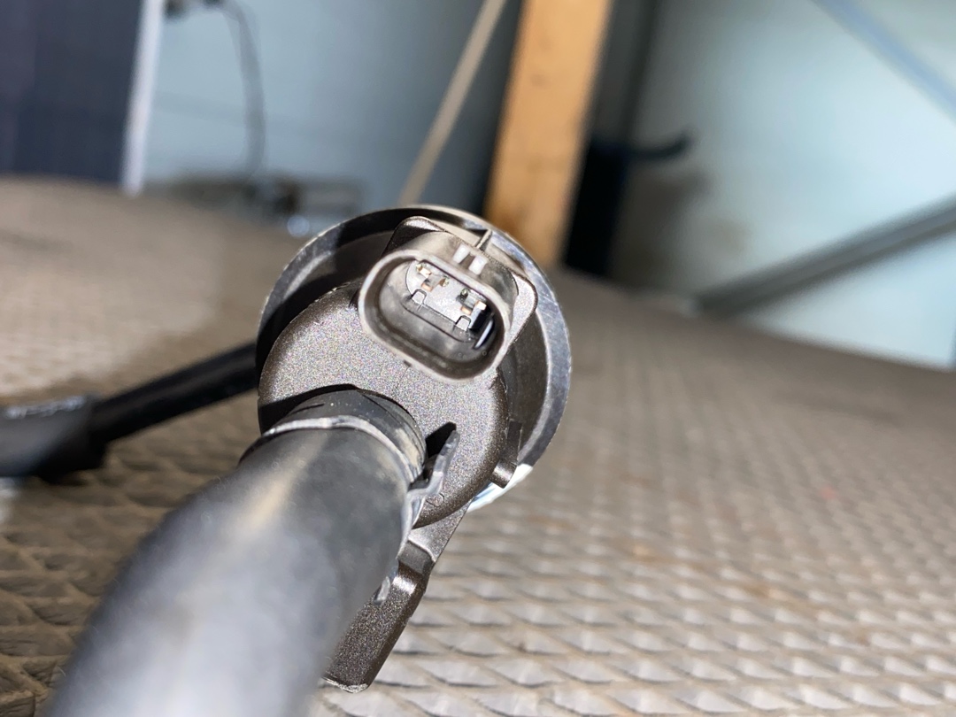 Клапан вентиляции топливного бака, 3730 рублей, Красноярск