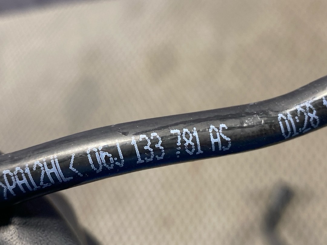 Клапан вентиляции топливного бака, 3730 рублей, Красноярск