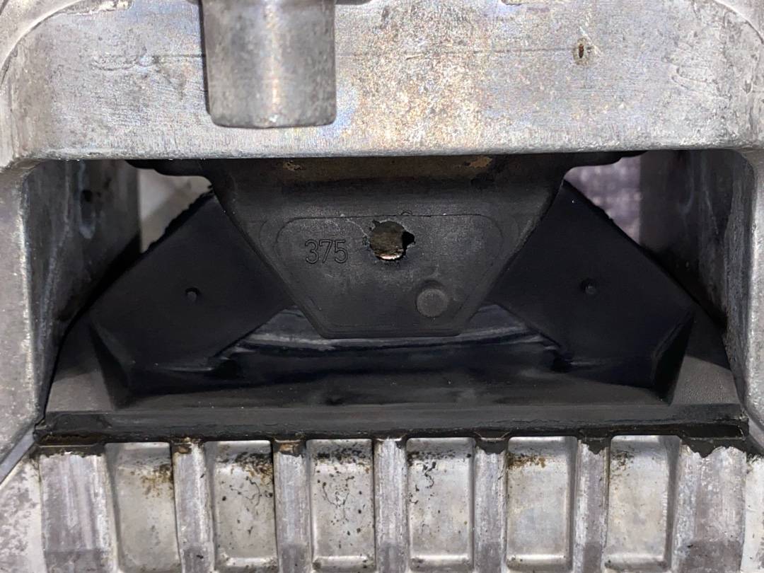 Подушка двигателя, 3730 рублей, Красноярск