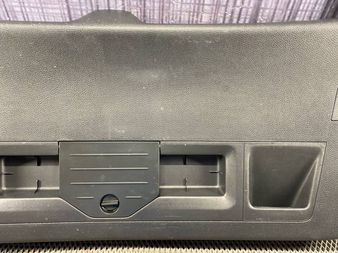 Обшивка крышки багажника, 1880 рублей, Красноярск