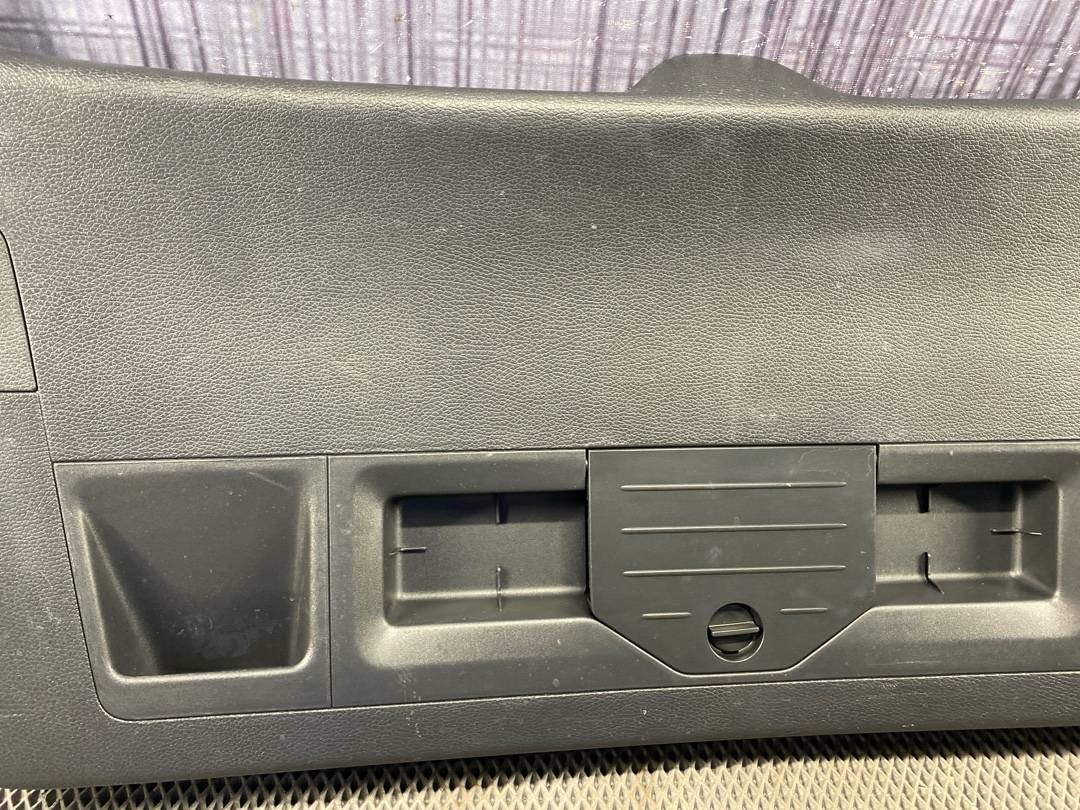 Обшивка крышки багажника, 1880 рублей, Красноярск