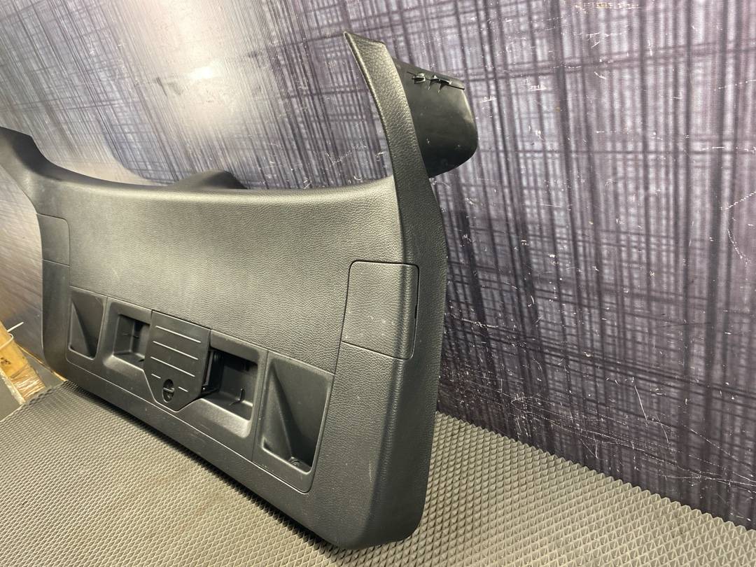 Обшивка крышки багажника, 1880 рублей, Красноярск