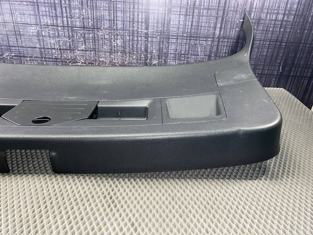 Обшивка крышки багажника, 1880 рублей, Красноярск