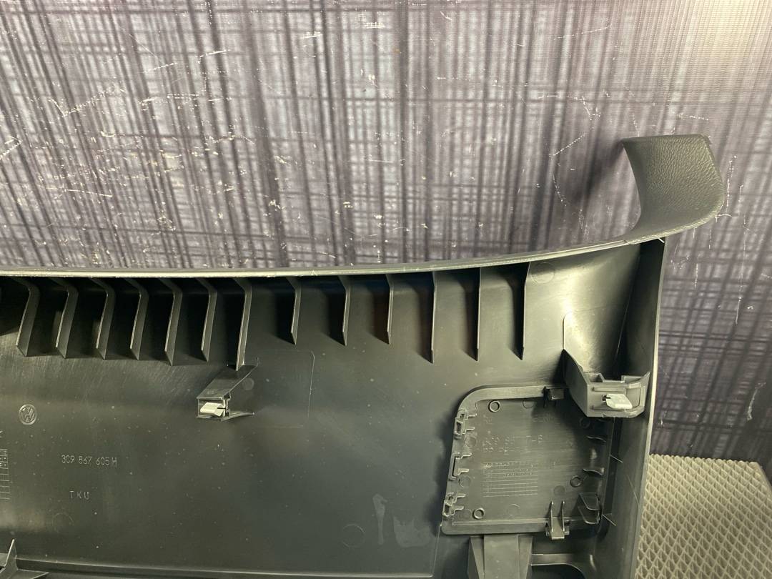 Обшивка крышки багажника, 1880 рублей, Красноярск