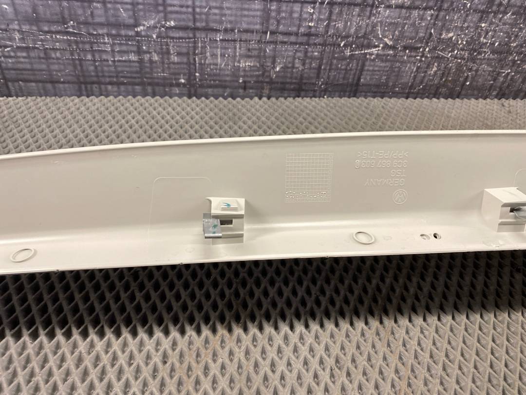 Обшивка крышки багажника, 670 рублей, Красноярск