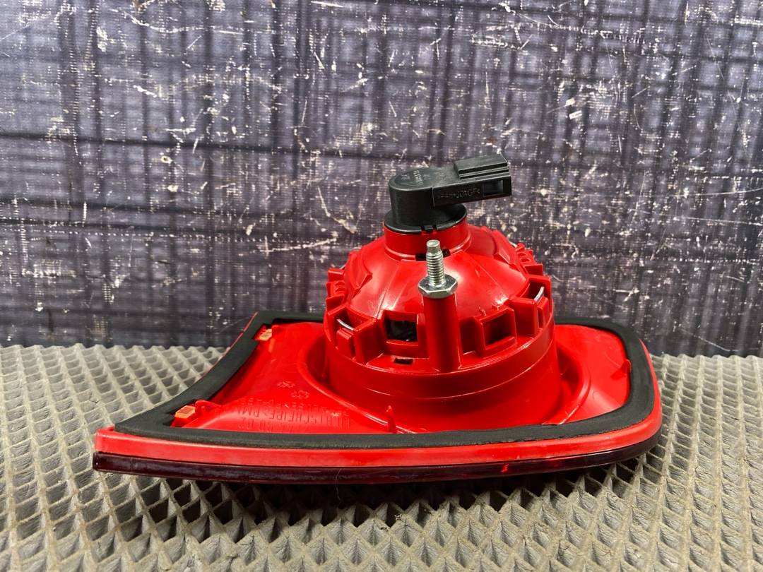 Фонарь в крышку багажника, 3860 рублей, Красноярск