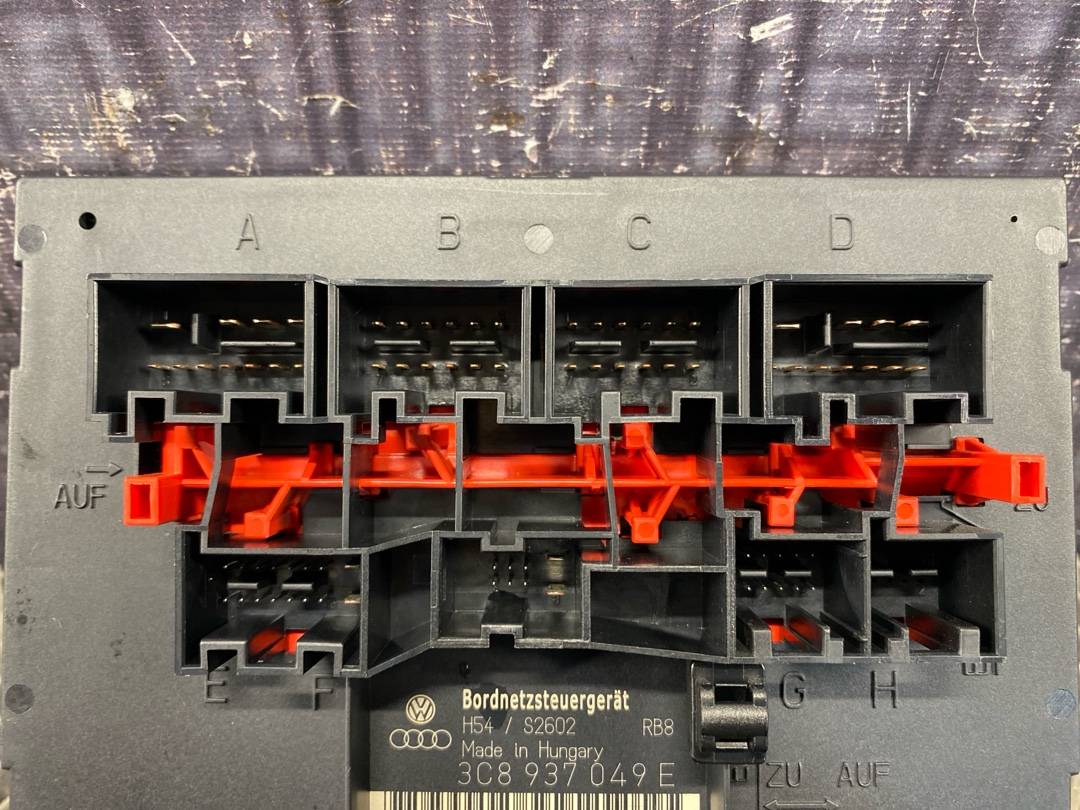 Блок управления бортовой сети, 3210 рублей, Красноярск