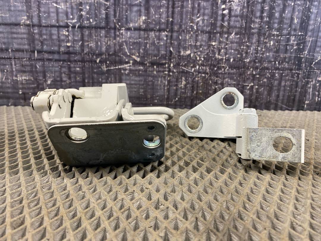 Петля двери, 4890 рублей, Красноярск