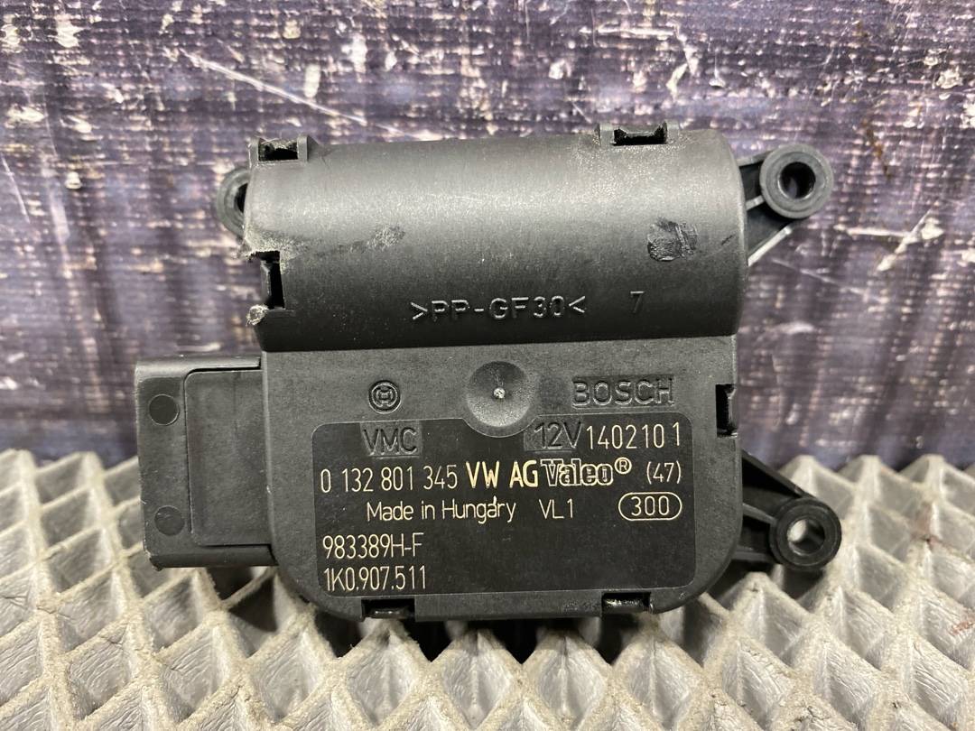 Мотор заслонки печки, 1470 рублей, Красноярск