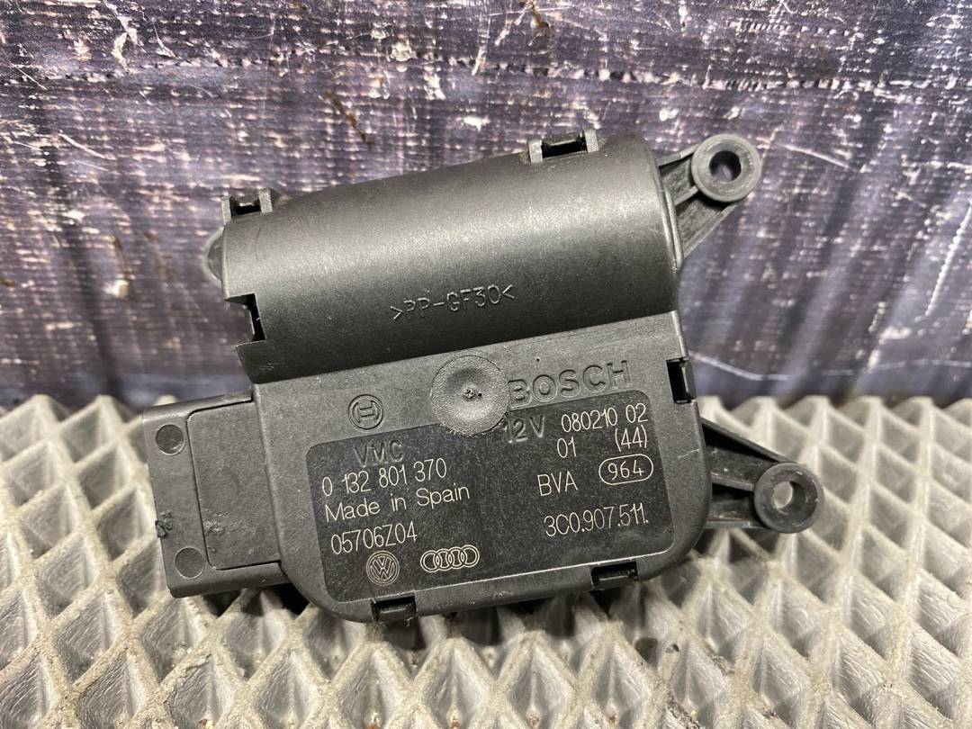 Мотор заслонки печки, 1470 рублей, Красноярск