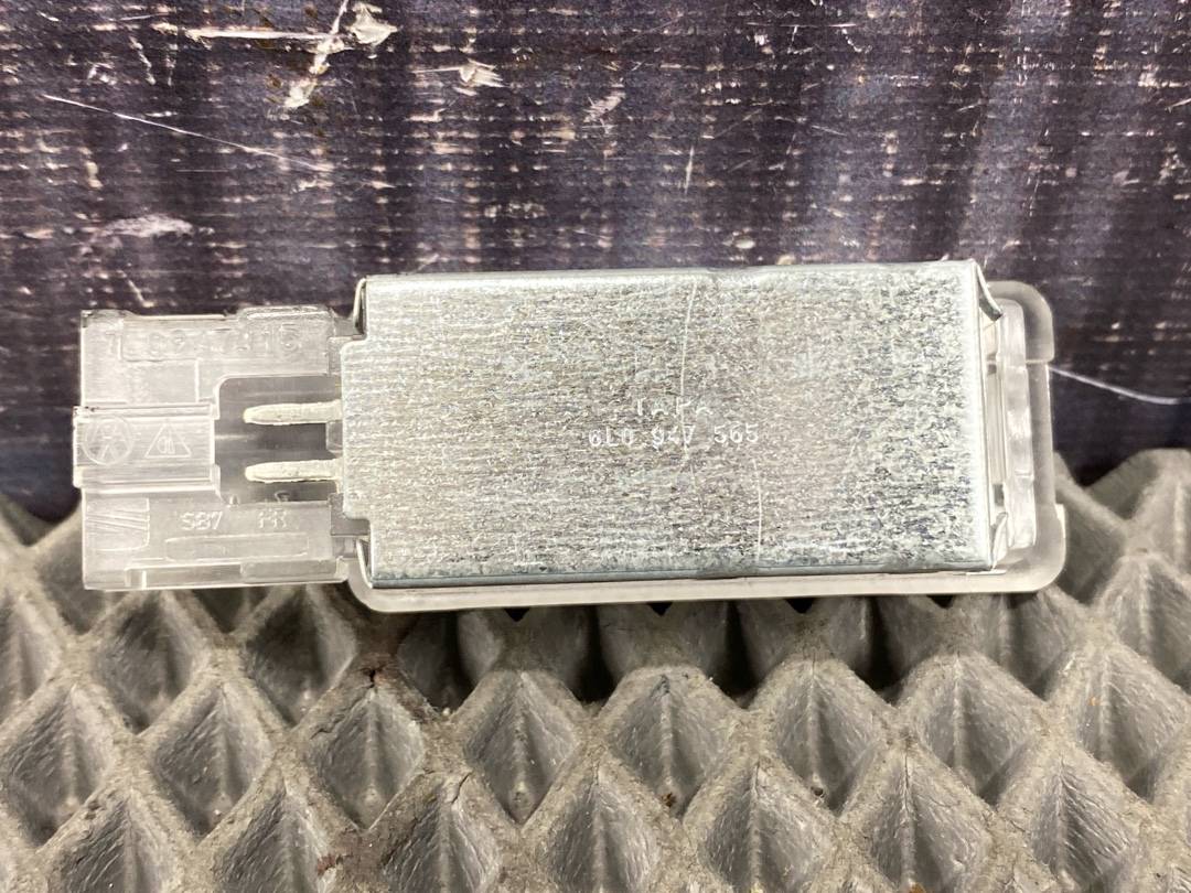 Плафон салона, 360 рублей, Красноярск