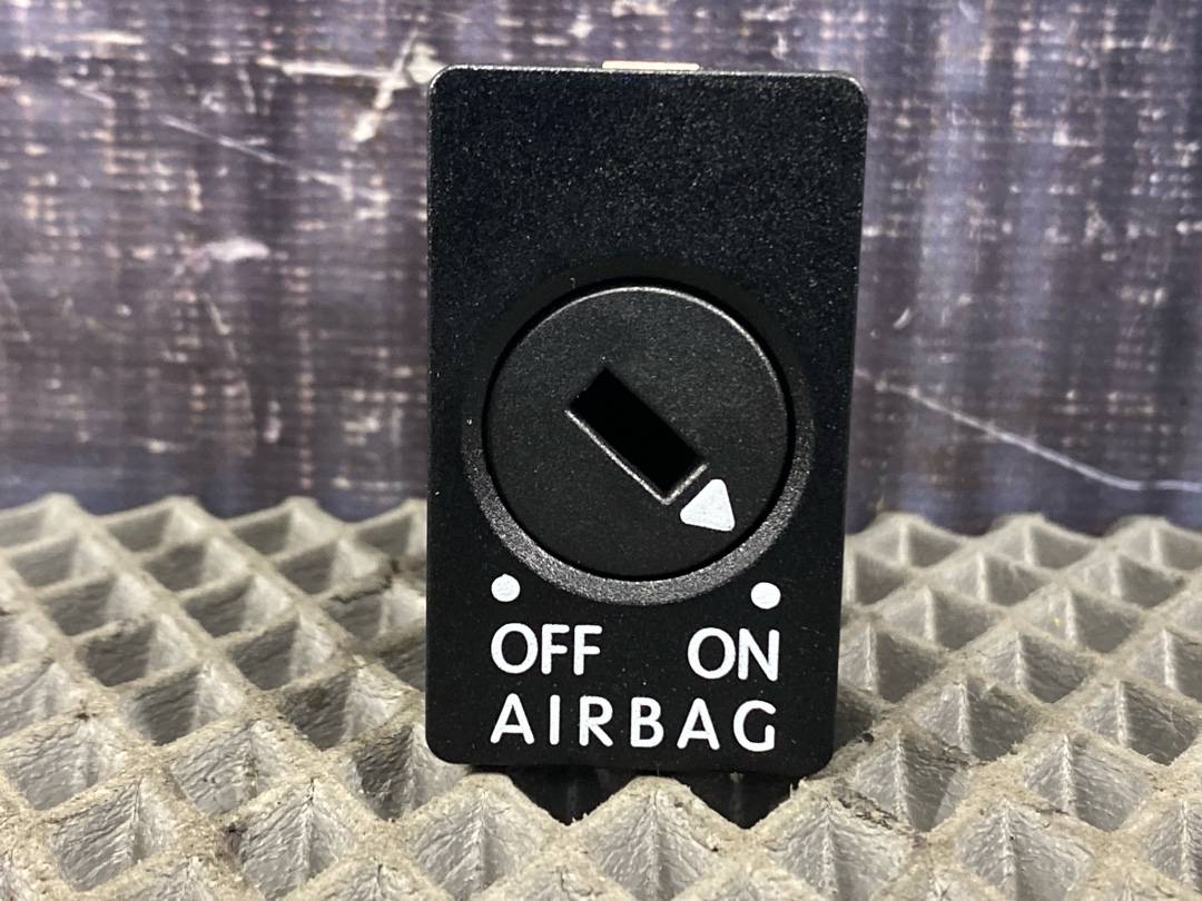 Кнопка салона, 630 рублей, Красноярск