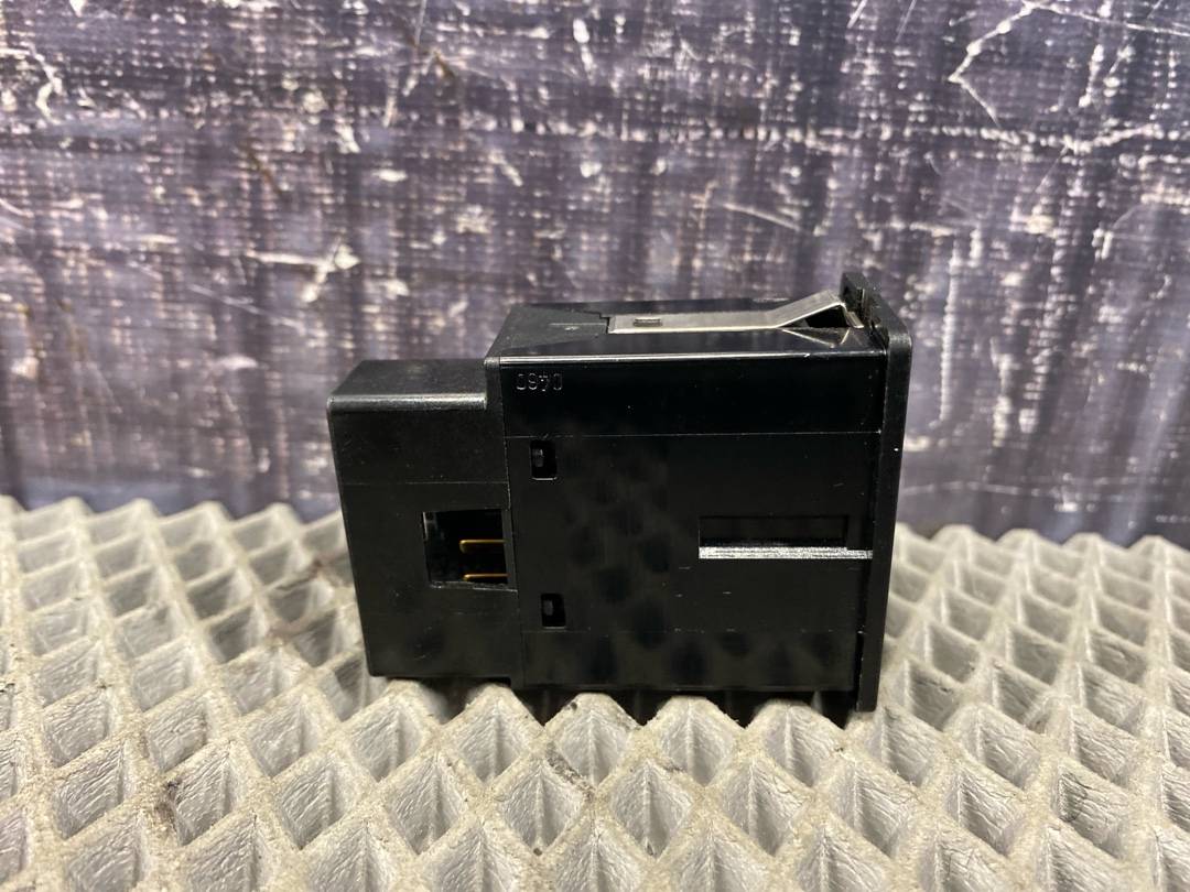 Кнопка салона, 630 рублей, Красноярск