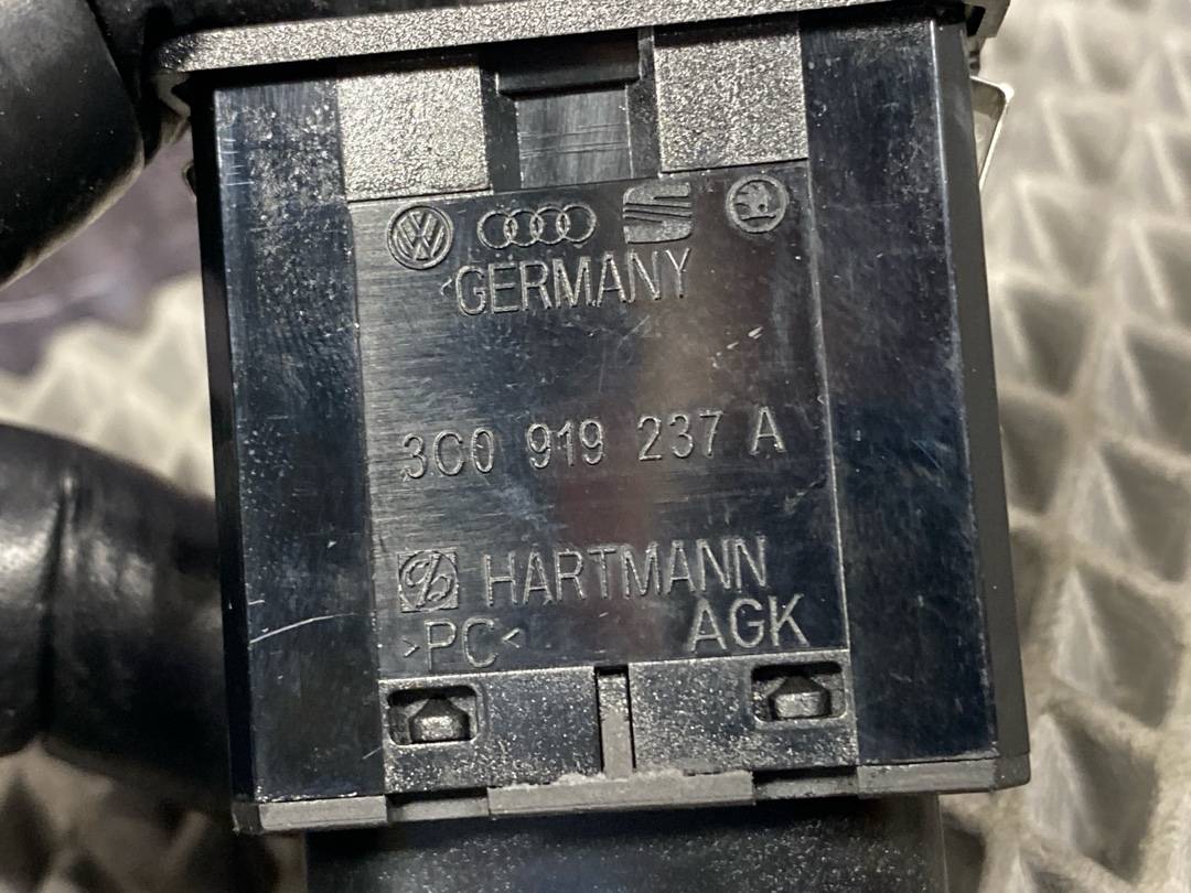 Кнопка салона, 630 рублей, Красноярск