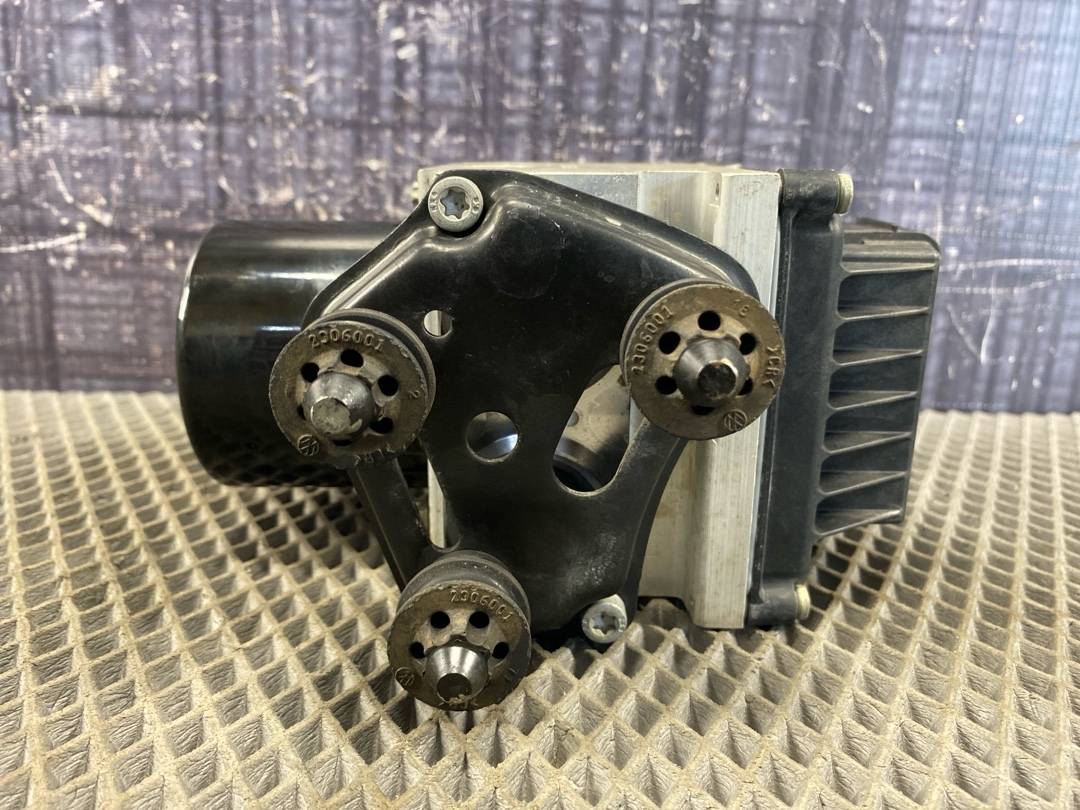 Блок ABS, 8210 рублей, Красноярск