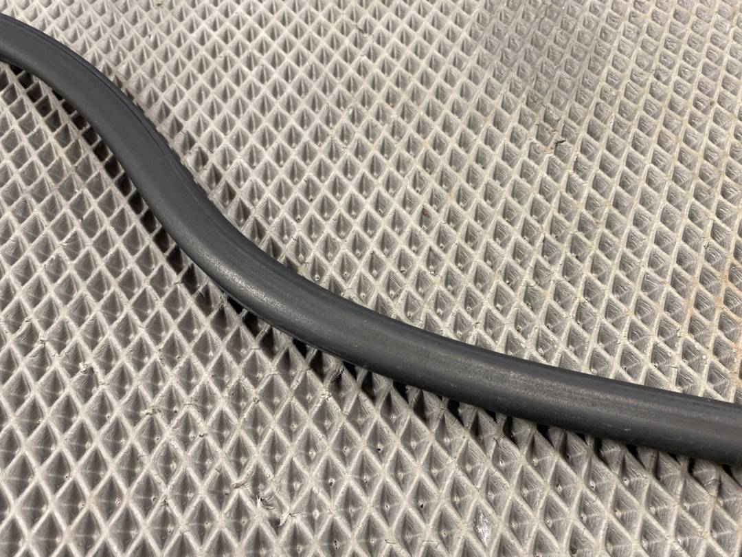 Подкапотный уплотнитель, 920 рублей, Красноярск