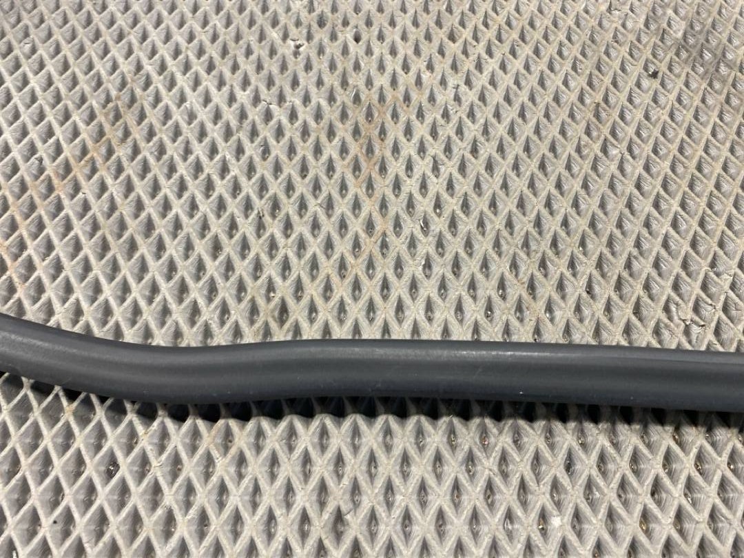 Подкапотный уплотнитель, 920 рублей, Красноярск