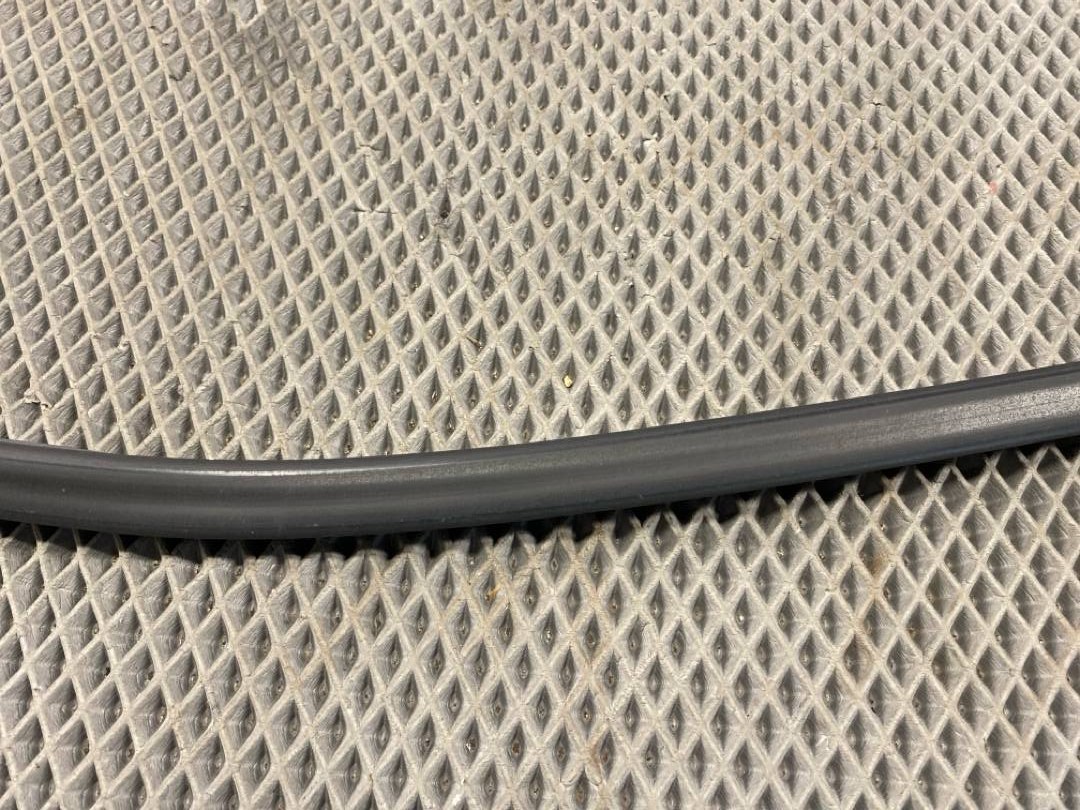 Подкапотный уплотнитель, 920 рублей, Красноярск