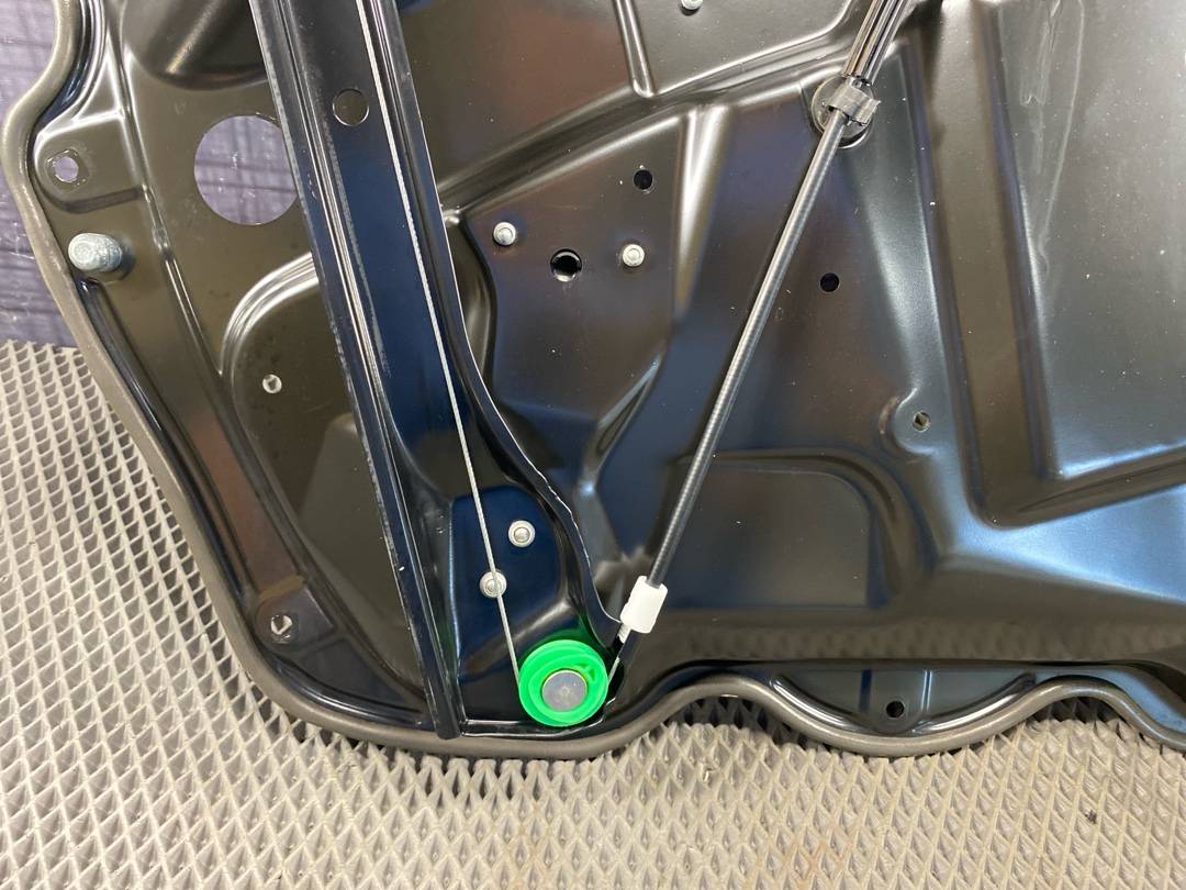 Стеклоподъемник, 2860 рублей, Красноярск