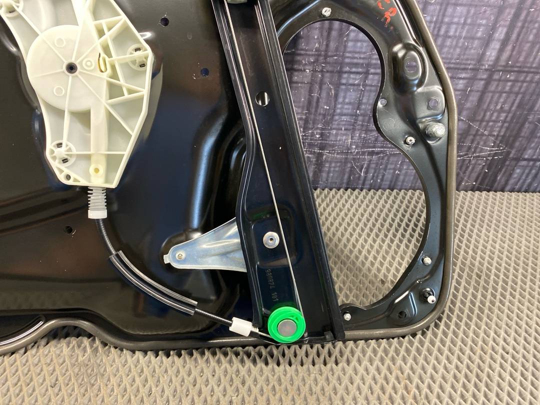 Стеклоподъемник, 2860 рублей, Красноярск