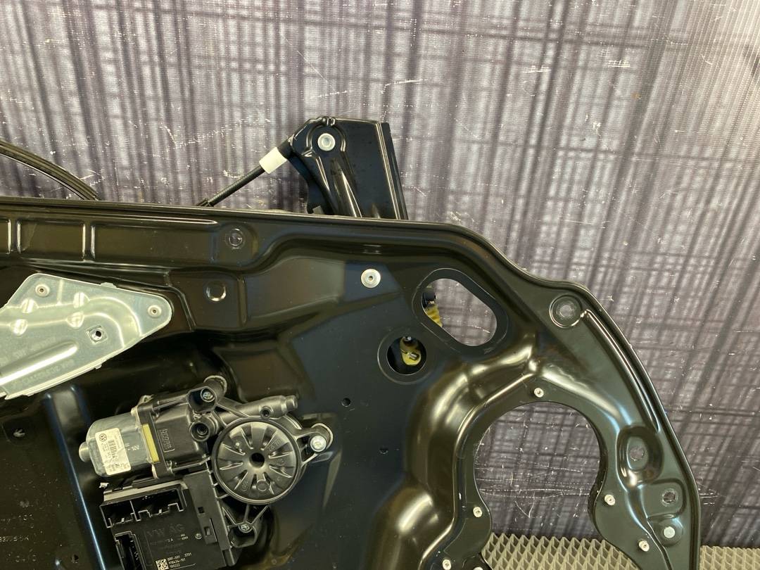 Стеклоподъемник, 2860 рублей, Красноярск