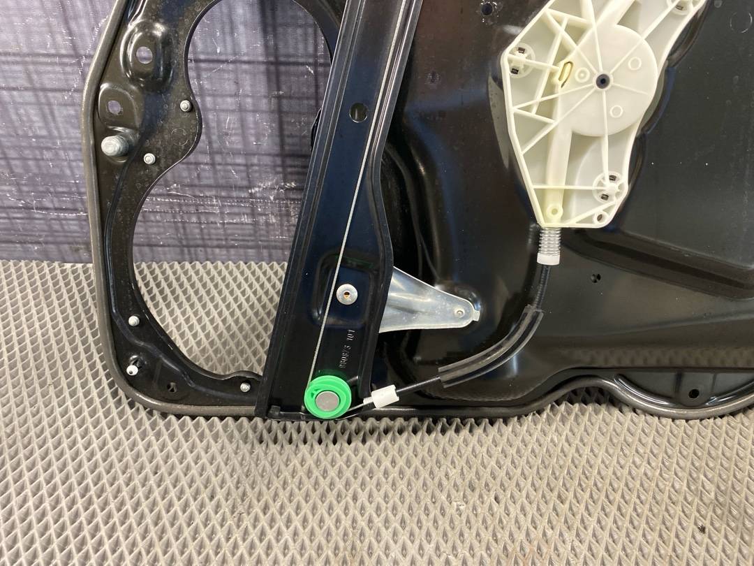 Стеклоподъемник, 2860 рублей, Красноярск