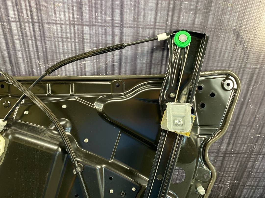 Стеклоподъемник, 2860 рублей, Красноярск