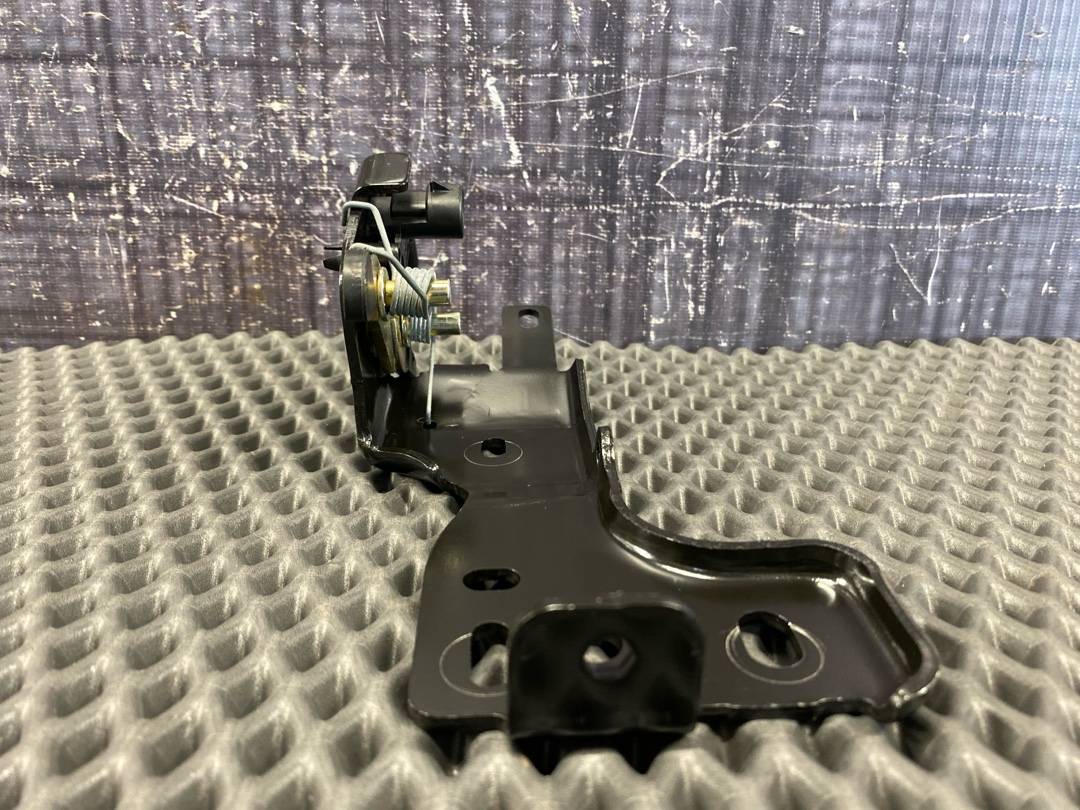 Замок багажника, 1360 рублей, Красноярск