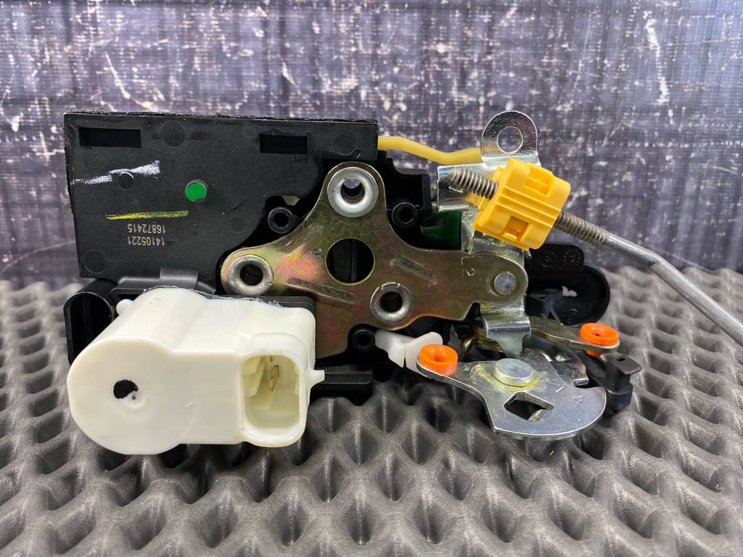 Замок двери, 2620 рублей, Красноярск