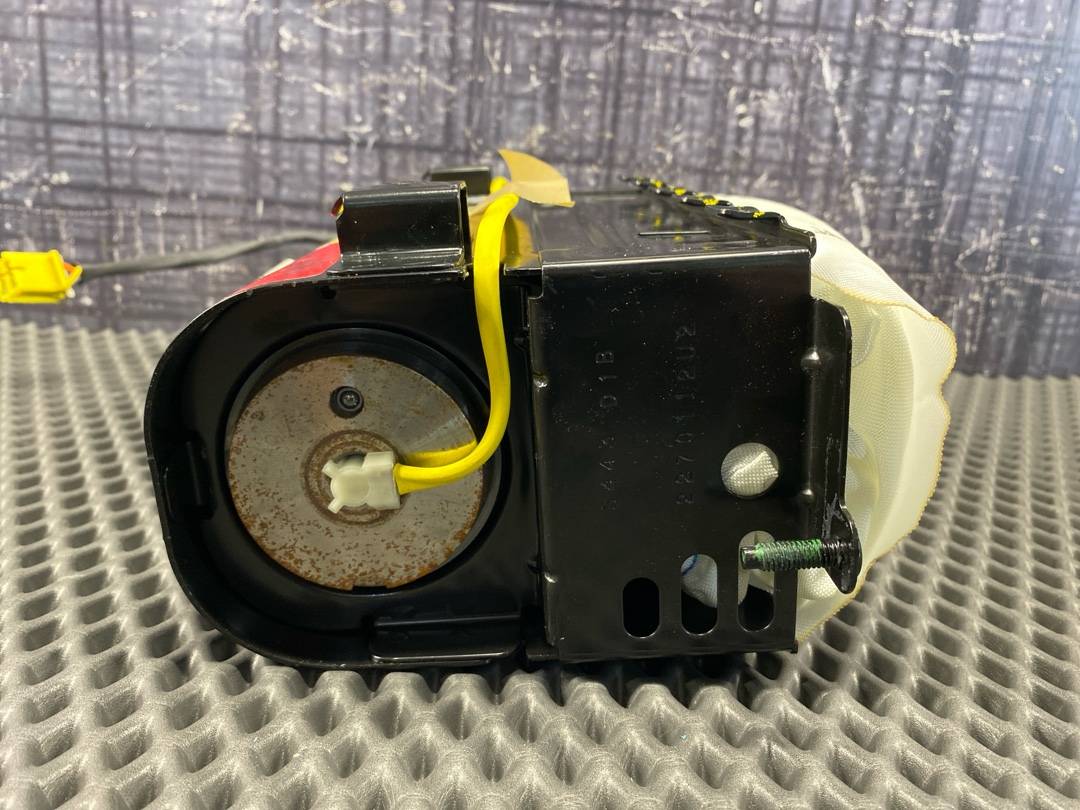 Подушка безопасности, 2560 рублей, Красноярск