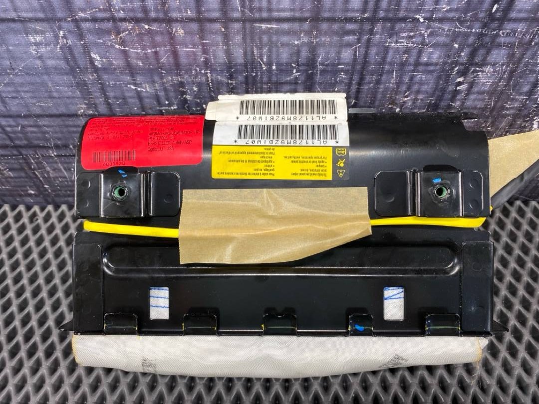 Подушка безопасности, 2560 рублей, Красноярск