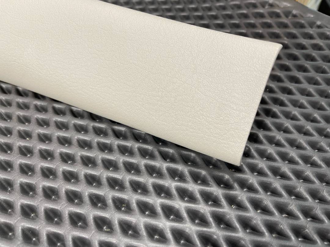 Обшивка крышки багажника, 1071 рублей, Красноярск